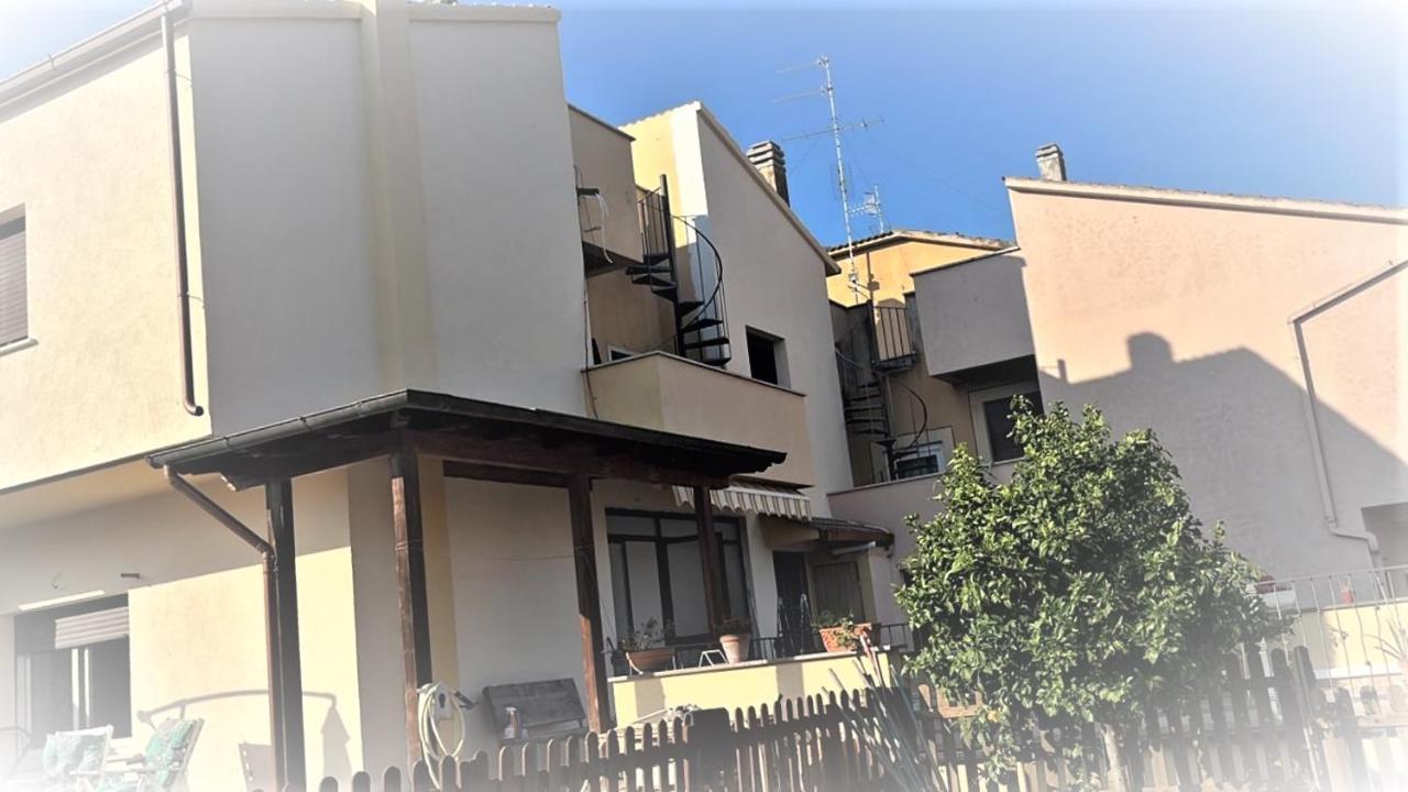 Appartamento Mileva House Civitavecchia Eksteriør billede